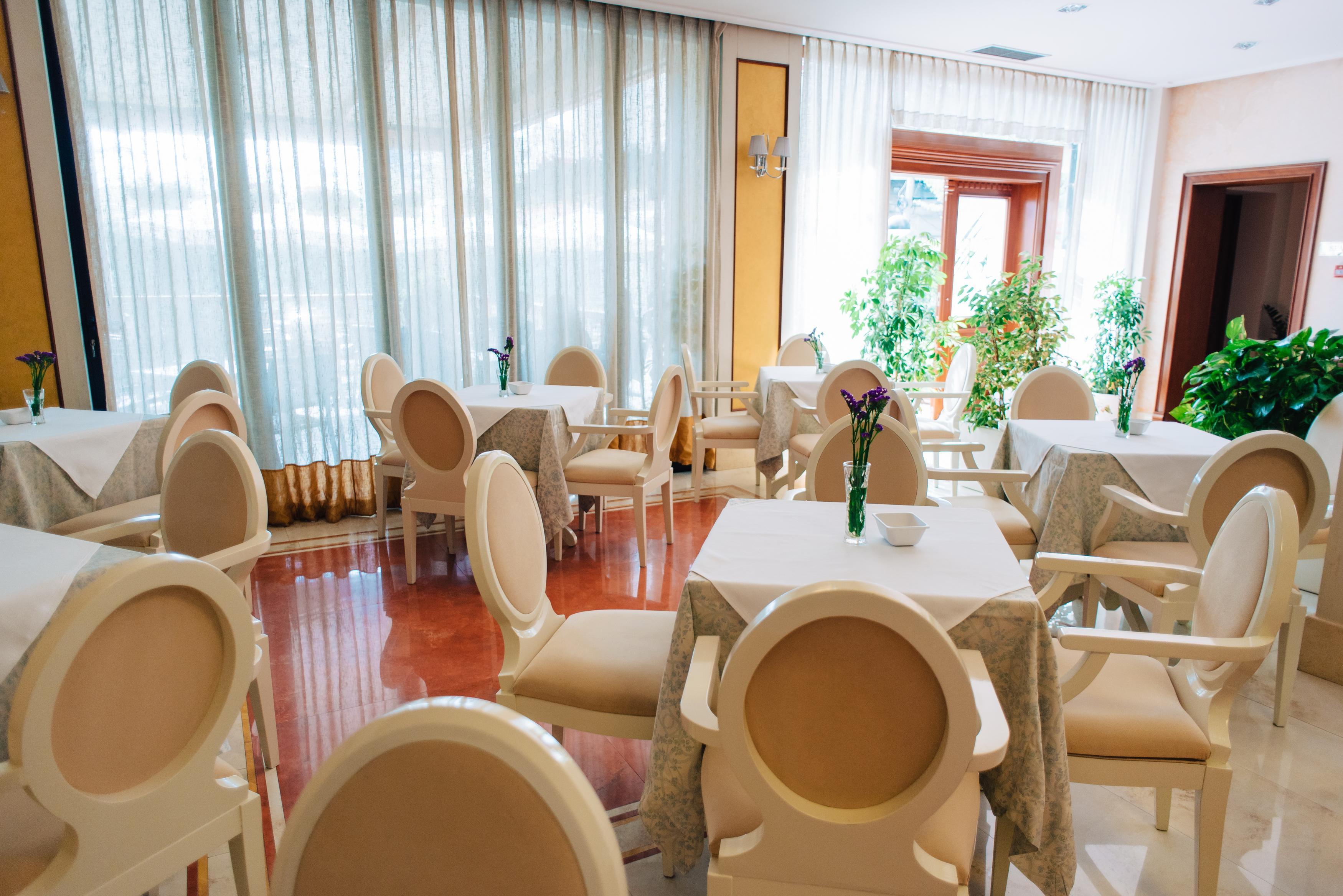 Sar'otel Boutique