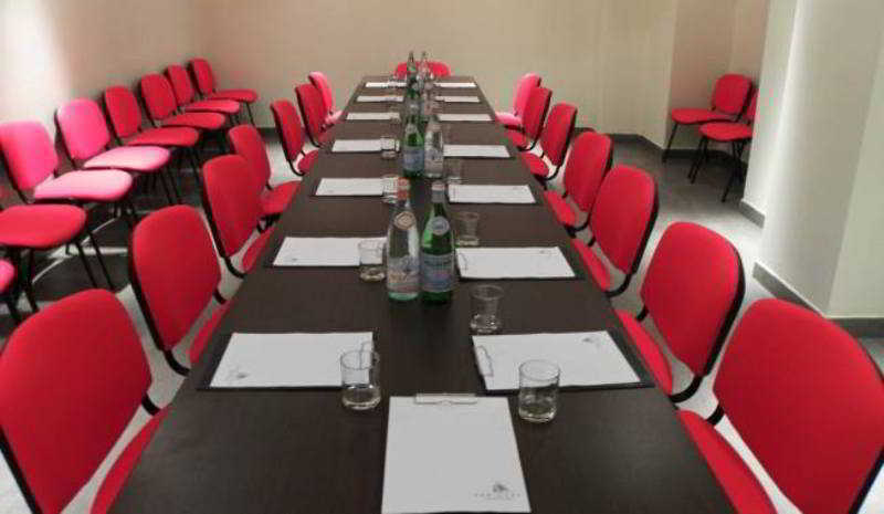 Hotel Sar'otel Boutique Tirana
